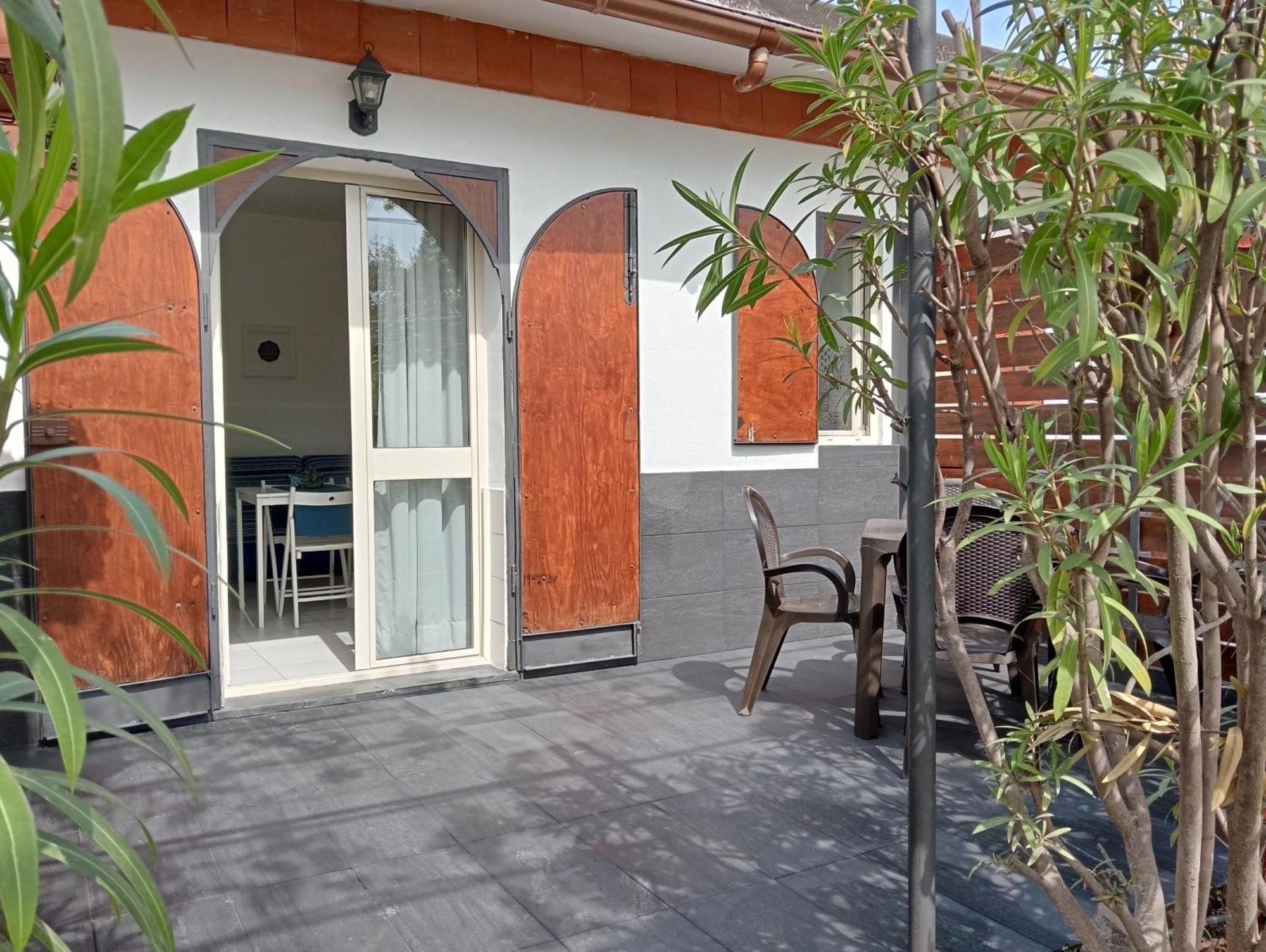 Villa Amelie Fondachello  Exteriör bild